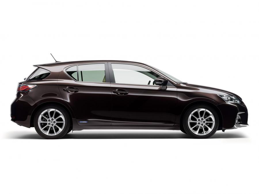  Lexus CT200h 2010 года  (фото 21 из 266)